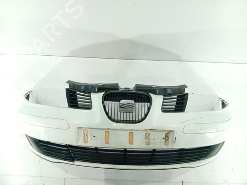 Used Front bumper SEAT CORDOBA (6L2) 1.9 TDI (100 hp) 31664458
