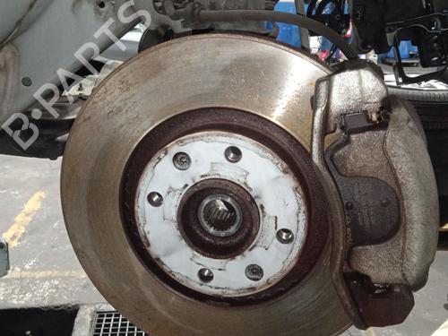 Used Right front steering knuckle Right front steering knuckle PEUGEOT 2008 I (CU_) 1.2 THP 110 / PureTech 110 (110 hp) 39728196 39728196