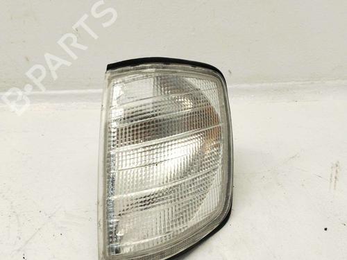 Used Left front indicator Left front indicator MERCEDES-BENZ 124 Saloon (W124) 300 Turbo-D (124.133) (147 hp) 40096990 40096990