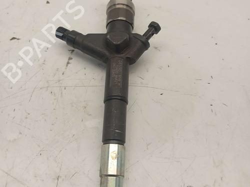 Used Injector NISSAN ALMERA TINO (V10) [1998-2006]  25001818