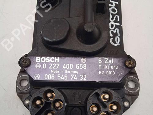 Used Electronic module MERCEDES-BENZ E-CLASS (W124) [1993-1996]  16150644