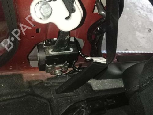 Used Front left seatbelt NISSAN LEAF (ZE0) Electric (109 hp) 20235815