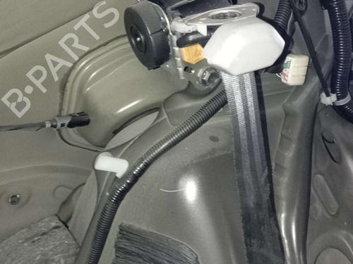 Used Rear left seatbelt TOYOTA VERSO (_R2_) [2009-2018]  17047850