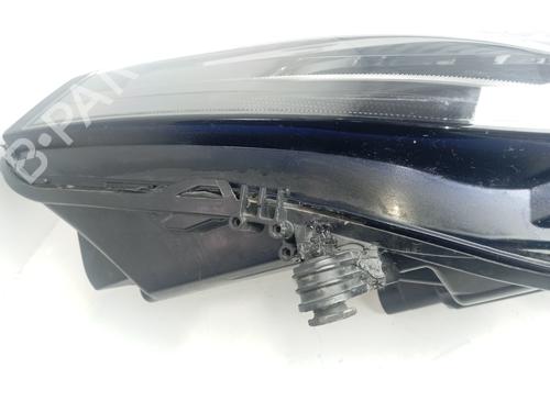 Right headlight JAGUAR E-PACE (X540) 2.0 D180 AWD | BP19797443C29 