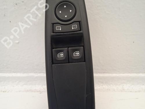 Used Left front window switch Left front window switch RENAULT MEGANE III Coupe (DZ0/1_) 1.5 dCi (DZ09, DZ0D, DZ1F, DZ1G, DZ14, DZ29) (110 hp) 35806791 35806791