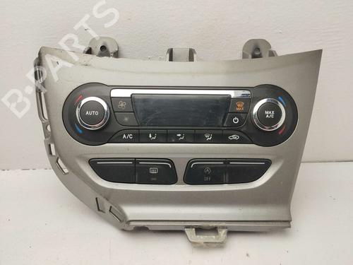Used Climate control FORD FOCUS III [2010-2020]  19642497