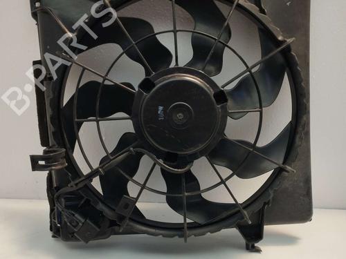Used Radiator fan HYUNDAI i30 Estate (FD) 1.6 CRDi (116 hp) 18881713