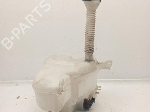 Used Windscreen washer tank LEXUS IS II (_E2_) 200d (ALE20_, ALE20R) (150 hp) 32388268