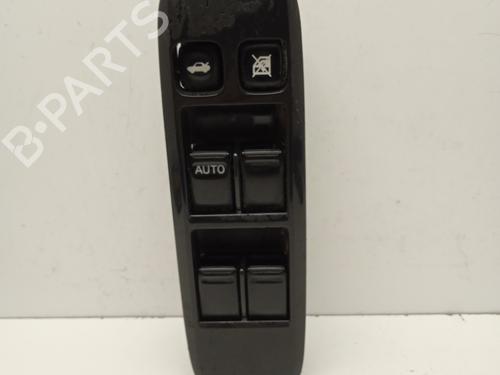 Used Left front window switch NISSAN PRIMERA Hatchback (P12) [2002-2026]  4333353