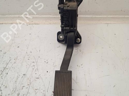 Pedal Pedal NISSAN PATHFINDER III (R51) 2.5 dCi (174 hp) 33980638 33980638