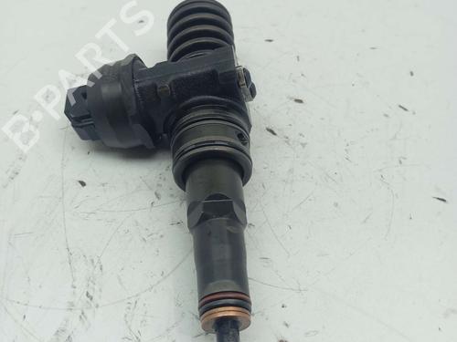 Used Injector VW GOLF V (1K1) [2003-2010]  31616238