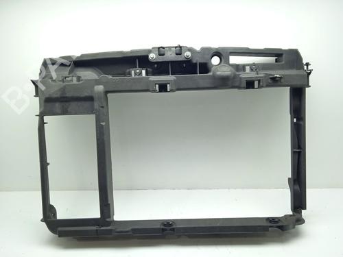 Frontplate/Frontkurv Frontplate/Frontkurv PEUGEOT 2008 I (CU_) 1.2 THP 110 / PureTech 110 (110 hp) 39721563 39721563