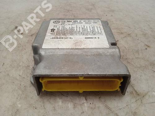 Used ECU airbags ECU airbags VW TOURAN (1T1, 1T2) 1.9 TDI (105 hp) 11163743 11163743