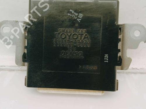 Used Electronic module Electronic module TOYOTA PRIUS Liftback (_W2_) 1.5 Hybrid (NHW20_, NHW20R) (112 hp) 11153569 11153569