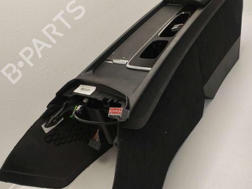 Middle console VOLVO XC60 II (246) B5 Mild-Hybrid AWD | BP40096119I22 - Image 3