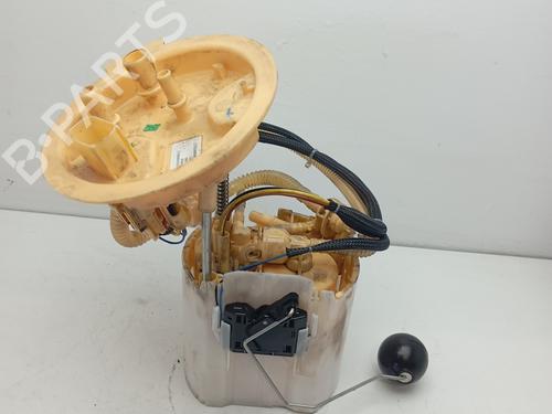 Used Fuel pump ALFA ROMEO GIULIA (952_) 2.2 D Q4 (952AFA45M, 952ANA4) (190 hp) 17547473