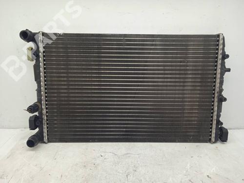 Used Water radiator VW POLO IV (9N_, 9A_) 1.4 16V (75 hp) 11505867