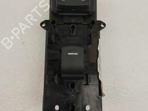 Used Right front window switch HONDA CIVIC X Hatchback (FC_, FK_) 2.0 Type-R (FK8) (320 hp) 22546297
