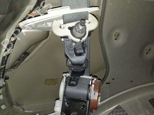 Used Rear left seatbelt Rear left seatbelt 31619382 31619382
