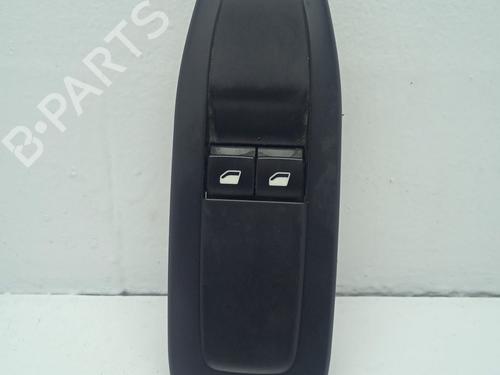 Used Left front window switch PEUGEOT 208 I (CA_, CC_) [2012-2021]  31621165