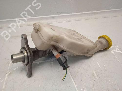 Used Brake master cylinder PEUGEOT 208 I (CA_, CC_) [2012-2021]  15807782