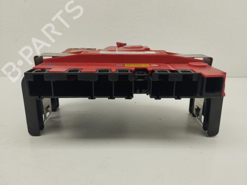 Used Fuse box BMW 5 (F10) 520 d (184 hp) 17046195