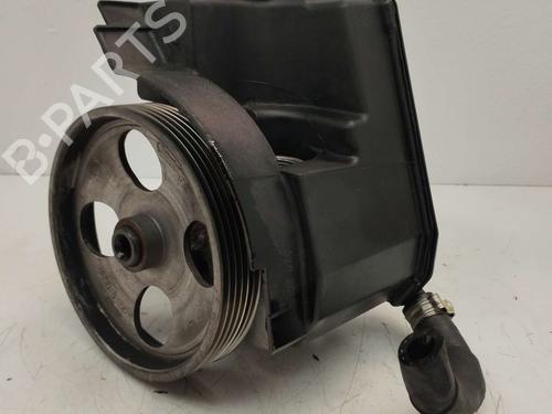 Used Steering pump CITROËN XSARA PICASSO (N68) 2.0 HDi (90 hp) 17636024