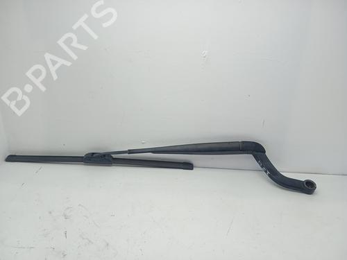 Used Front windshield wiper arm LAND ROVER RANGE ROVER SPORT I (L320) [2005-2013]  18549279