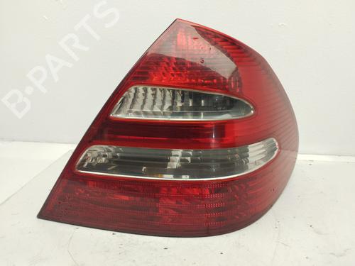 Feu arrière droit MERCEDES-BENZ E-CLASS (W211) [2002-2009]  31906933