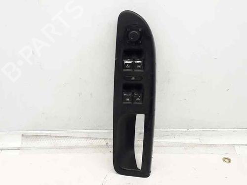 Used Left front window switch VW PASSAT B6 Variant (3C5) [2005-2011]  5106488
