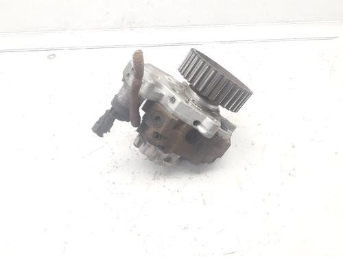 Used Injection pump RENAULT LAGUNA II Grandtour (KG0/1_) [2001-2007]  4356679