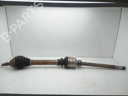 Used Right front driveshaft Right front driveshaft PEUGEOT 5008 (0U_, 0E_) 1.6 HDi (114 hp) 33794213 33794213
