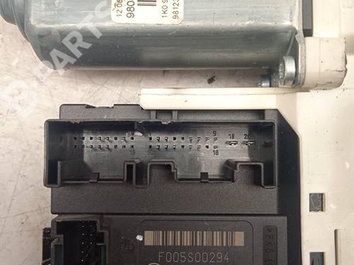 Left front window motor VW PASSAT B6 Variant (3C5) 2.0 TDI 16V | BP11161307E21