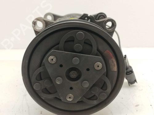 Used AC compressor AC compressor VOLVO S40 I (644) [1995-2004] 31615812 31615812