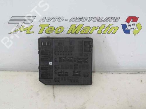 Used Electronic module RENAULT SCÉNIC III (JZ0/1_) [2008-2016]  4371140