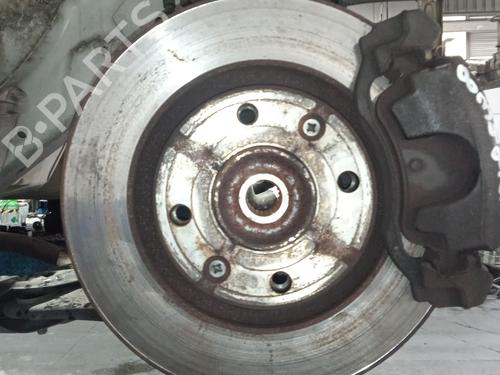 Used Right front steering knuckle Right front steering knuckle CITROËN C3 III (SX) 1.2 VTi 82 (82 hp) 32389934 32389934