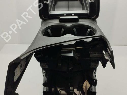 Middle console PEUGEOT 3008 II SUV (MC_, MR_, MJ_, M4_) | BP20333312I22