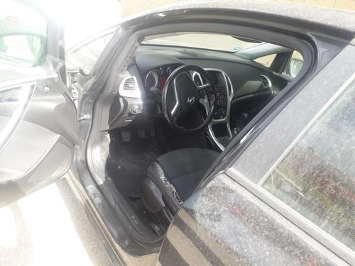 Left headlight OPEL ASTRA J (P10)  | BP31641761C28 