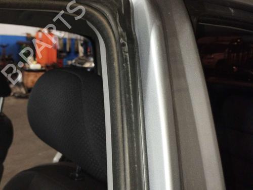 other-honda-cr-v-iii-re_-22-i-ctdi-4wd-re6-72355swwe01za-2006-18549168 main image