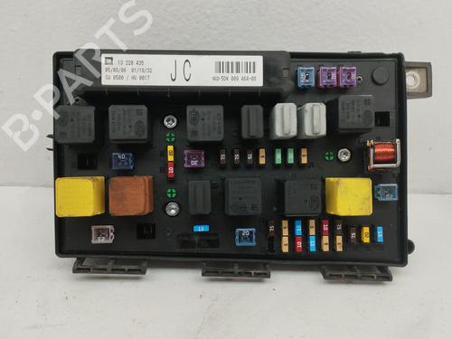 Used Fuse box OPEL ASTRA H (A04) [2004-2014]  31617380