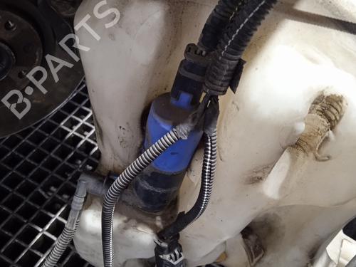 windscreen-washer-tank-peugeot-5008-0u_-0e_-2009-2010-2011-2012-2013-2014-2015-2016-2017-31618029 main image