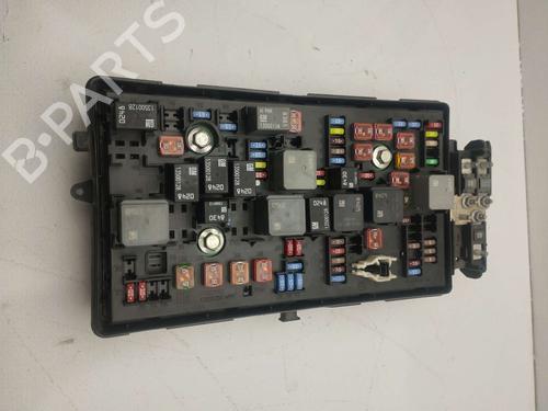 Used Fuse box OPEL INSIGNIA A (G09) 2.0 CDTI (68) (131 hp) 18008974