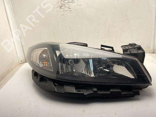 Used Right headlight RENAULT LAGUNA II (BG0/1_) 1.9 dCi (BG1A, BG1V) (130 hp) 11148947