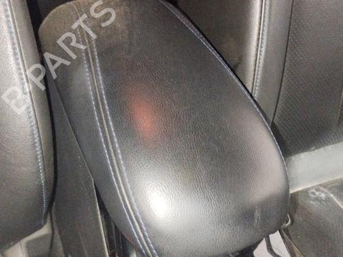 Used Armrest / Center console NISSAN LEAF (ZE0) Electric (109 hp) 21218522
