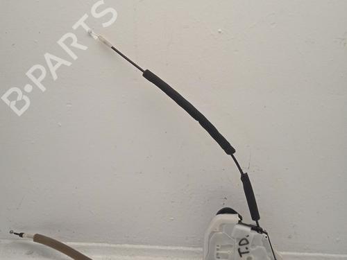 rear-right-lock-nissan-juke-f16_-2019-32505336 main image