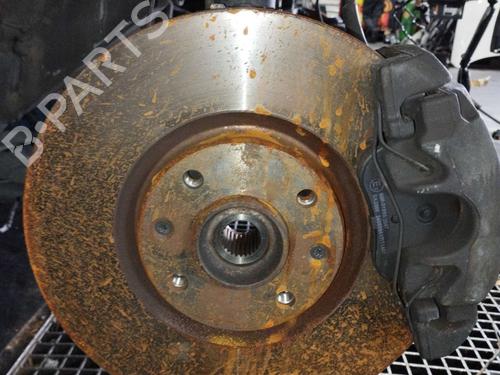 Used Right front steering knuckle Right front steering knuckle DS DS 4 / DS 4 CROSSBACK (NX_) 2.0 BlueHDi 150 (150 hp) 40095979 40095979