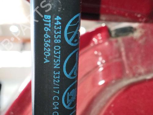 tailgate-lift-support-mazda-3-bm-bn-2013-2014-2015-2016-2017-2018-2019-31616648 main image