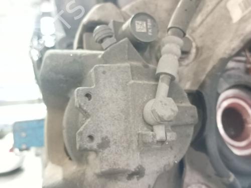 Right front brake caliper LAND ROVER DISCOVERY SPORT (L550) 2.0 D | BP32294096M104