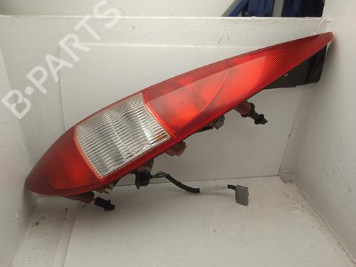 Used Right taillight FORD MONDEO III Saloon (B4Y) [2000-2007]  4368835