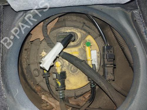 Used Fuel pump PEUGEOT 3008 I MPV (0U_) [2009-2017]  23405731